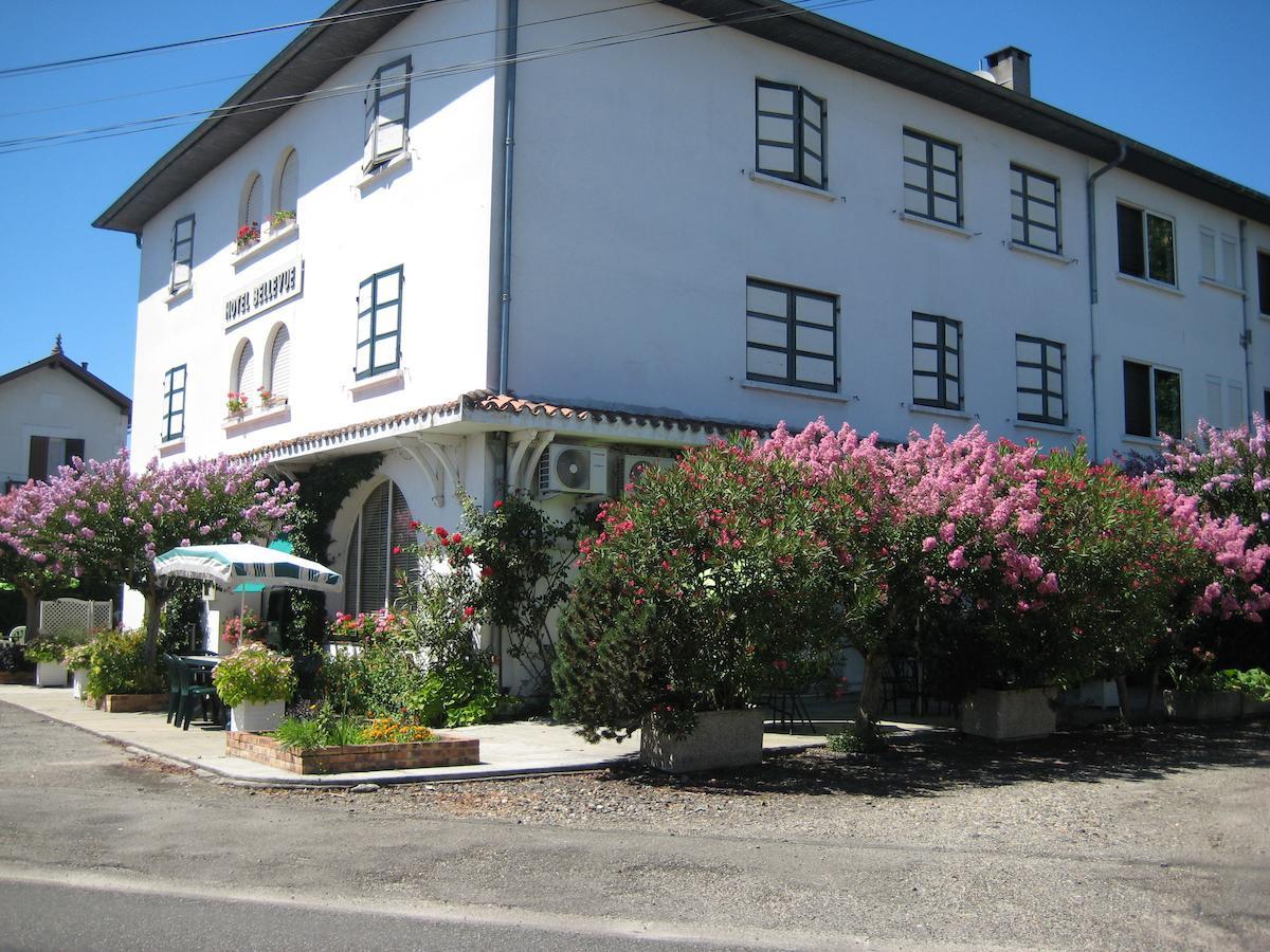 Hotel Bellevue De Tradition Familiale Morcenx Exterior foto